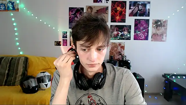 Snapshot of John_Meow chatting on July 2026 06:20:02 AM John Meow online show from July 2026 06:20:02 AM