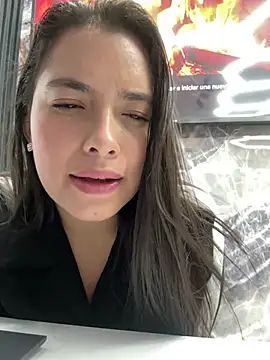 Miss Bella Flame online show from March 2026 07:40:01 PM