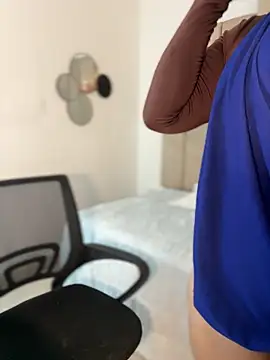 Snapshot of rashaaa_ chatting on March 2026 02:13:02 AM rashaaa online show from March 2026 02:13:02 AM