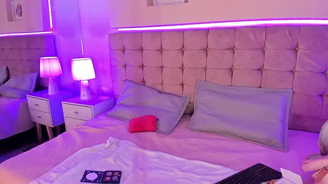 Snapshot of Megan_Morphy chatting on February 2026 01:29:01 PM Megan Morphy online show from February 2026 01:29:01 PM