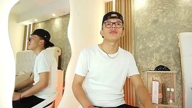 Dark Nico online show from March 2026 03:39:02 AM