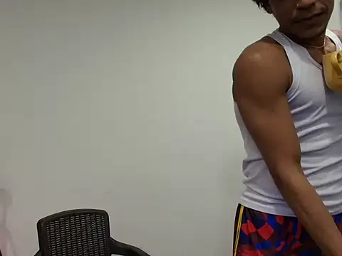 DollsKiara online show from April 2026 01:00:02 AM