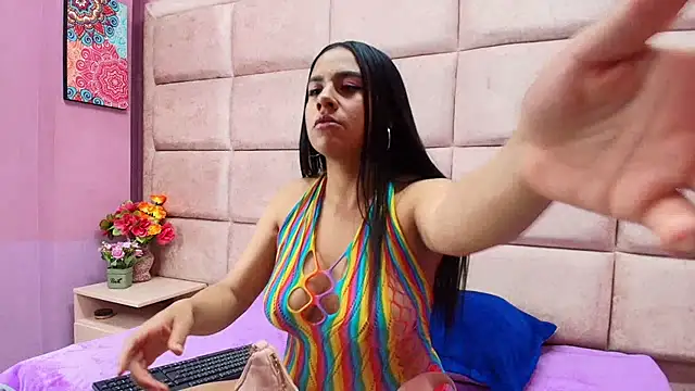 Snapshot of Scarlett_Moom chatting on February 2026 03:58:01 AM Scarlett Moom online show from February 2026 03:58:01 AM