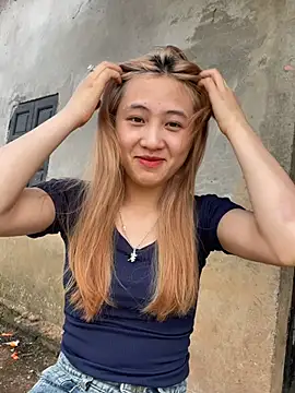 Snapshot of lauma-love chatting on March 2026 06:14:01 AM lauma-love online show from March 2026 06:14:01 AM