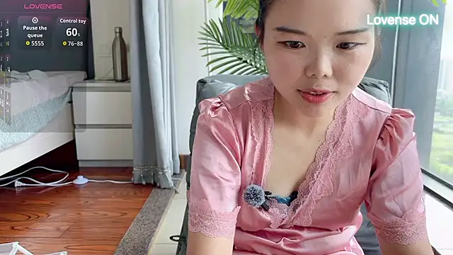 xiaosu22 online show from June 2026 06:52:02 AM