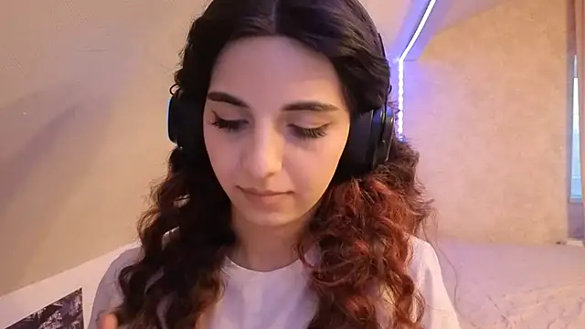 Blissmissataeses online show from February 2026 11:39:01 AM