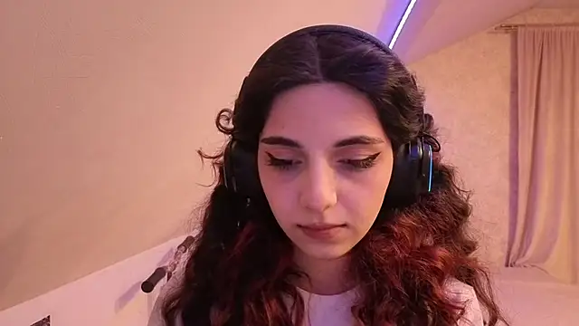 Blissmissataeses online show from February 2026 12:34:02 PM