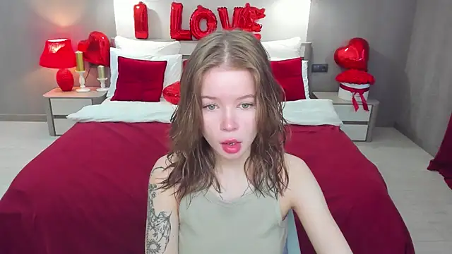 Snapshot of Violetta__Dreams chatting on February 2026 04:42:01 AM Violetta Dreams online show from February 2026 04:42:01 AM