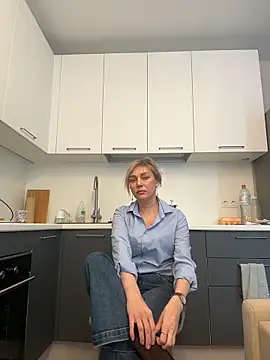 Snapshot of CarmenBlues_ chatting on February 2026 09:08:01 AM CarmenBlues online show from February 2026 09:08:01 AM