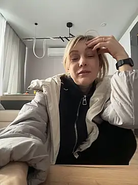 Snapshot of CarmenBlues_ chatting on March 2026 07:36:01 AM CarmenBlues online show from March 2026 07:36:01 AM