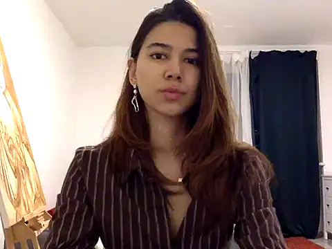 Snapshot of KiraVixenSweet chatting on February 2026 11:12:01 PM KiraVixenSweet online show from February 2026 11:12:01 PM