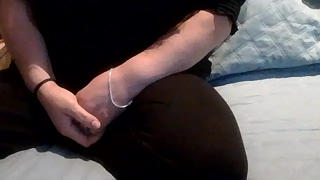 luanahot1 online show from April 2026 12:16:02 PM