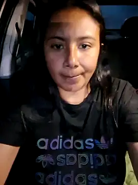 Snapshot of Gissele_Rubi chatting on April 2026 11:10:02 PM Gissele Rubi online show from April 2026 11:10:02 PM