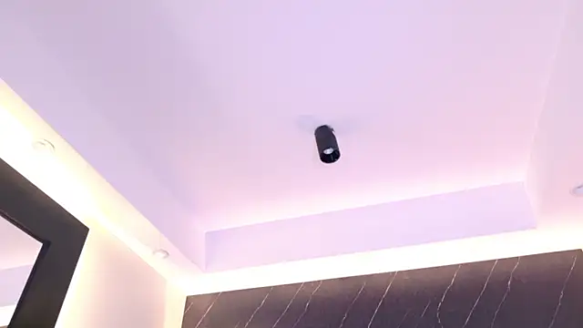 Kinsleybrown online show from April 2026 04:15:01 AM