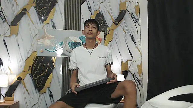 KITTY BOSH online show from March 2026 12:59:01 AM