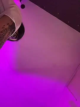 Veronicaa lodge1 online show from February 2026 12:42:02 AM