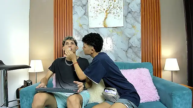 YOUNG BOYS HELL online show from February 2026 01:12:01 AM