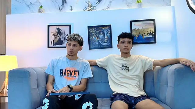 YOUNG BOYS HELL online show from April 2026 01:10:02 AM