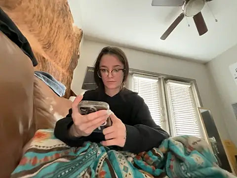 ash10alex online show from March 2026 11:09:02 PM