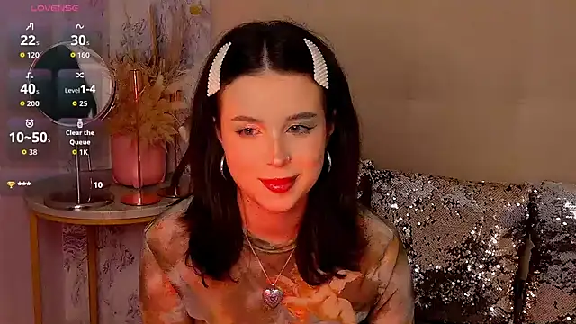 Snapshot of LanaLedger chatting on July 2026 06:20:01 PM LanaLedger online show from July 2026 06:20:01 PM