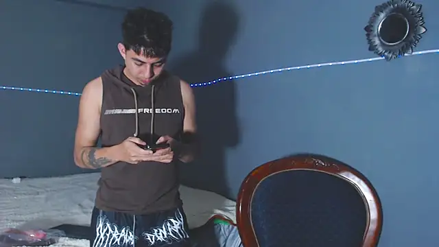 Snapshot of polloCol4U chatting on February 2026 08:53:02 PM polloCol4U online show from February 2026 08:53:02 PM