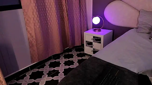 PerlaRogerss  online show from March 2026 10:48:01 AM