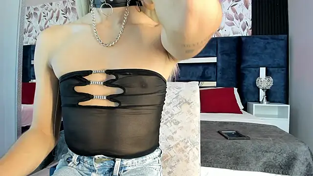 PerlaRogerss  online show from June 2026 11:31:01 AM