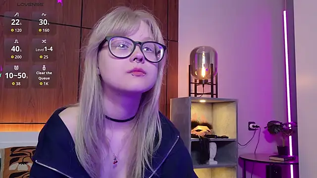 MoliQin online show from April 2026 07:35:01 AM