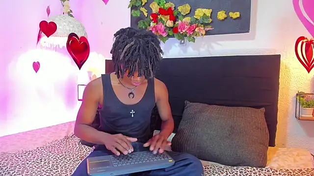 Snapshot of Mashall_lee chatting on February 2026 07:58:01 PM Mashall lee online show from February 2026 07:58:01 PM