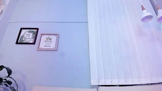 Snapshot of Amber_Novoa chatting on February 2026 03:19:02 PM Amber Novoa online show from February 2026 03:19:02 PM