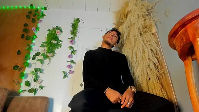 Ian Hunter online show from February 2026 01:29:02 PM