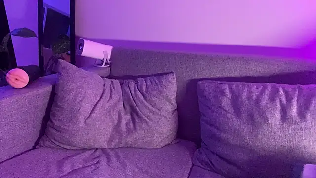 Snapshot of Heytincho chatting on February 2026 07:17:01 AM Heytincho online show from February 2026 07:17:01 AM