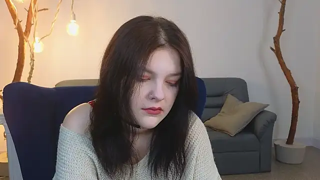 DeliaEffy online show from April 2026 12:58:02 PM