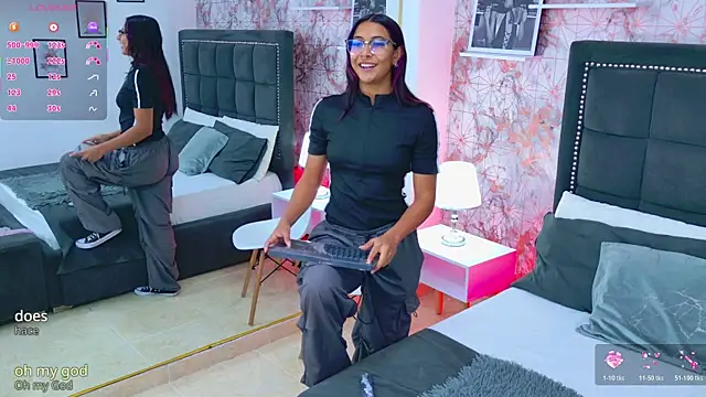 Snapshot of Raven_Gloomy chatting on May 2026 12:22:01 PM Raven Gloomy online show from May 2026 12:22:01 PM