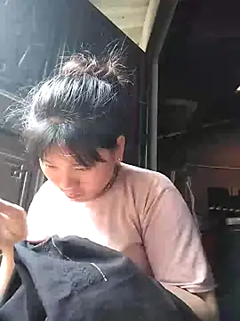 Snapshot of Baby_flower_1 chatting on February 2026 01:49:01 AM Baby flower 1 online show from February 2026 01:49:01 AM