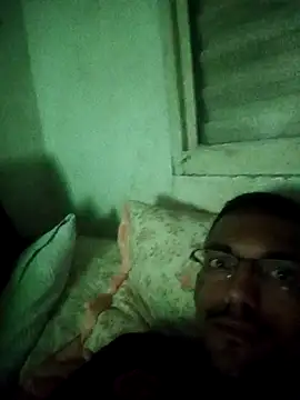 Casal do buzz online show from March 2026 06:08:02 AM