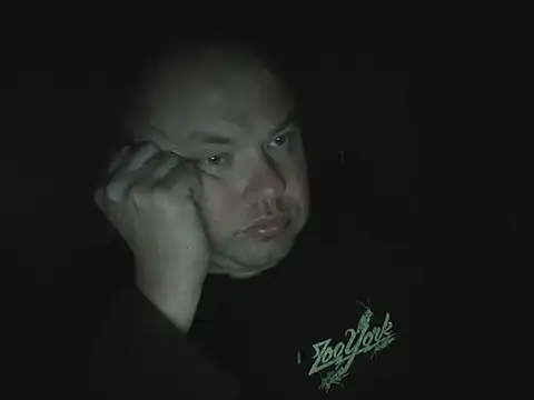 Snapshot of Rob1874 chatting on February 2026 03:30:01 PM Rob1874 online show from February 2026 03:30:01 PM