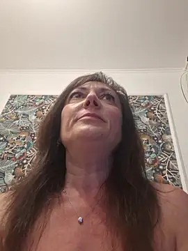 Snapshot of SaraGina chatting on April 2026 09:20:02 PM SaraGina online show from April 2026 09:20:02 PM