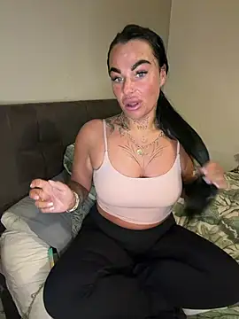 Darkfantisyx online show from February 2026 05:55:02 PM