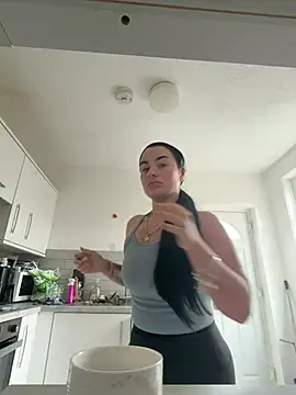 Darkfantisyx online show from April 2026 01:31:01 PM