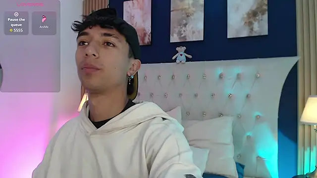 Aiden Rivers  online show from April 2026 12:46:02 PM