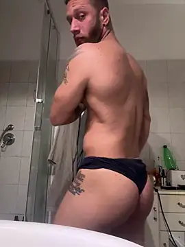 Snapshot of Tiziano94 chatting on February 2026 11:29:02 AM Tiziano94 online show from February 2026 11:29:02 AM