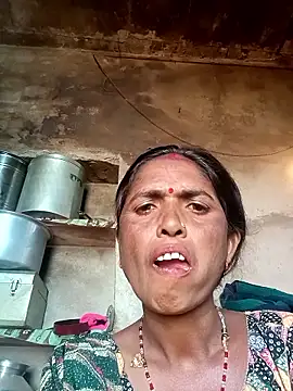 Snapshot of Hot_re83 chatting on February 2026 07:40:01 AM Hot re83 online show from February 2026 07:40:01 AM