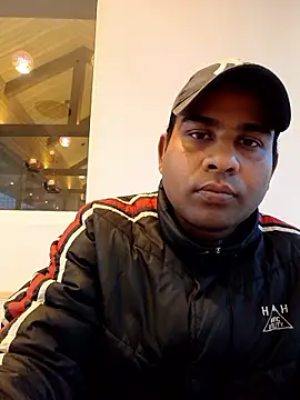 Snapshot of Amina___trans__sexy chatting on February 2026 11:42:01 AM Amina trans sexy online show from February 2026 11:42:01 AM