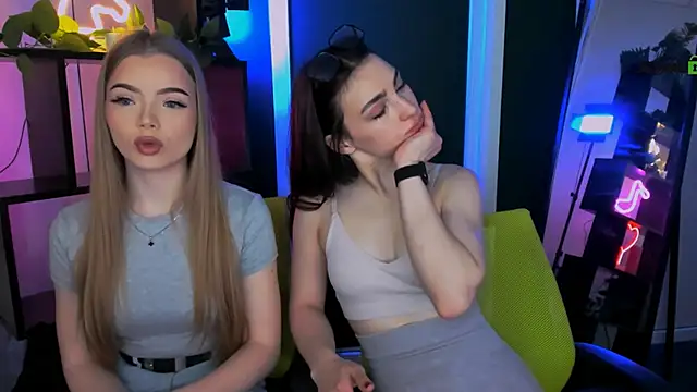 jenny donne online show from March 2026 12:43:02 PM