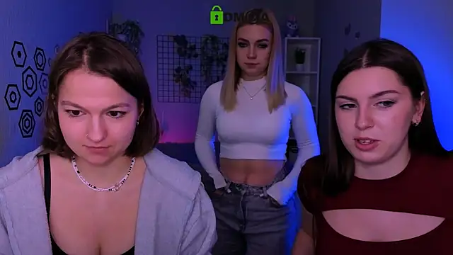 amalialowell online show from June 2026 02:33:01 PM