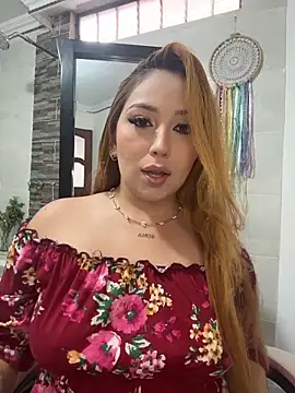 Kiarhatrixie1 online show from March 2026 05:42:02 PM