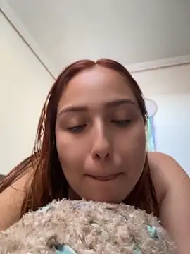 Kiarhatrixie1 online show from June 2026 05:28:02 PM