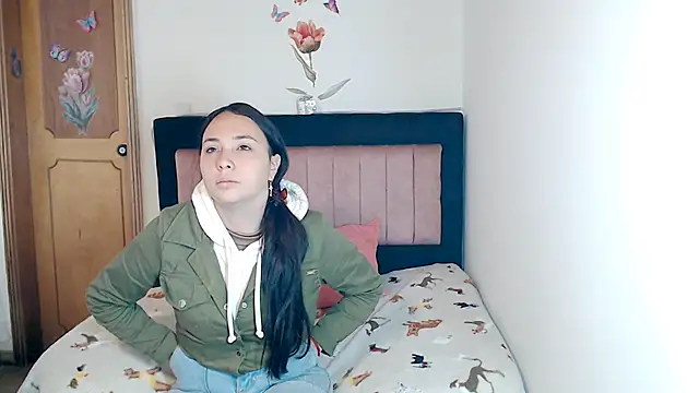 MARYXS1 online show from February 2026 03:19:02 PM