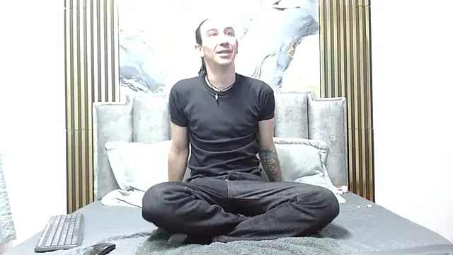 Snapshot of Dilan_Lust chatting on February 2026 11:33:01 AM Dilan Lust online show from February 2026 11:33:01 AM